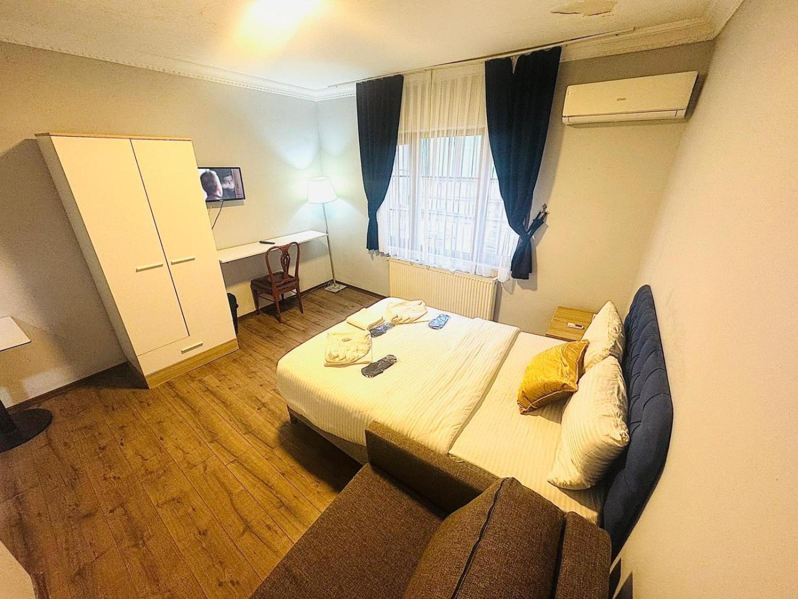 Taksim Pera Centre House *
